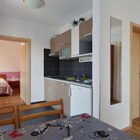Komforan 2+2 Apartamento *